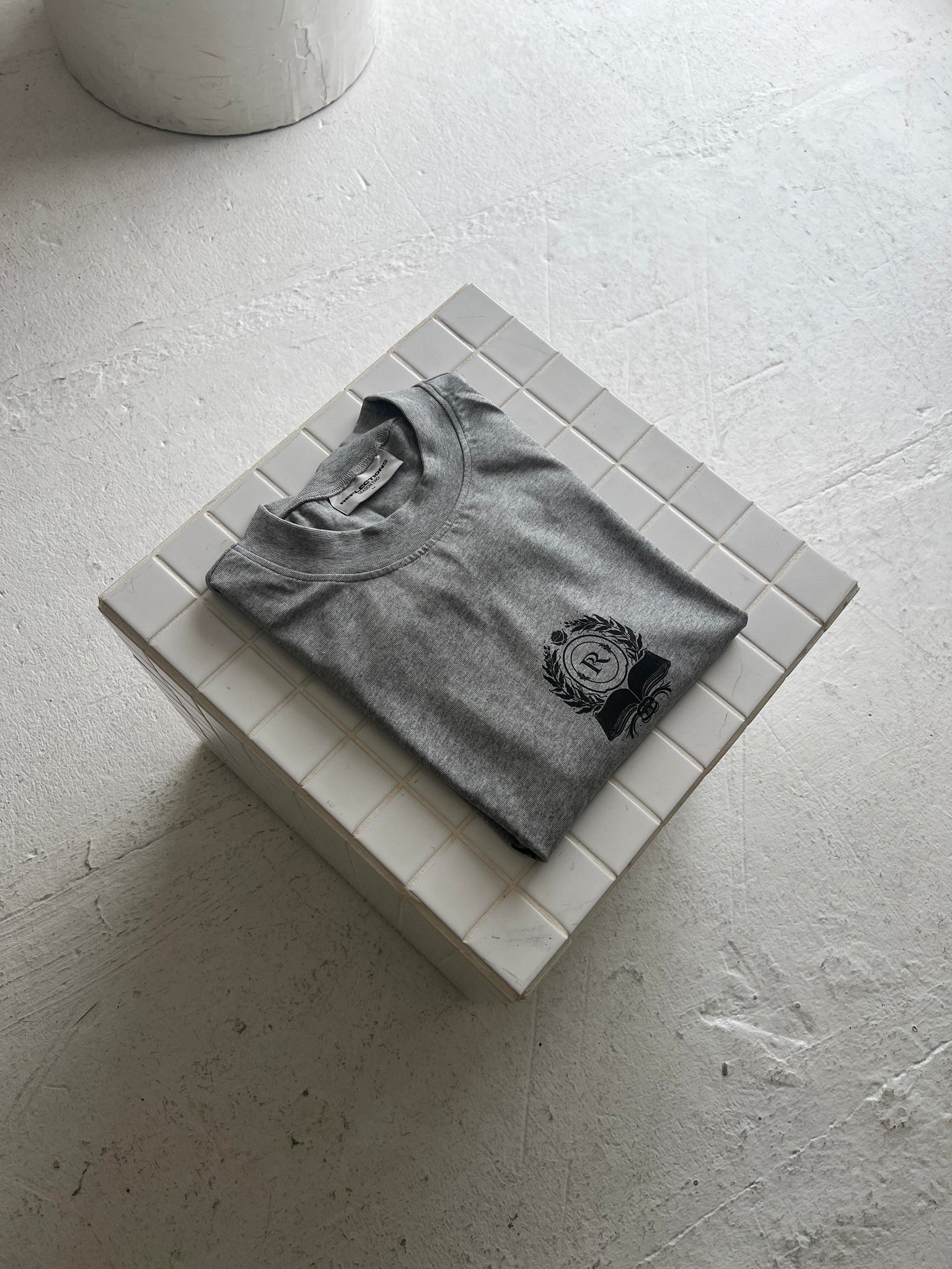 HERITAGE T-SHIRT - ASHEN GREY