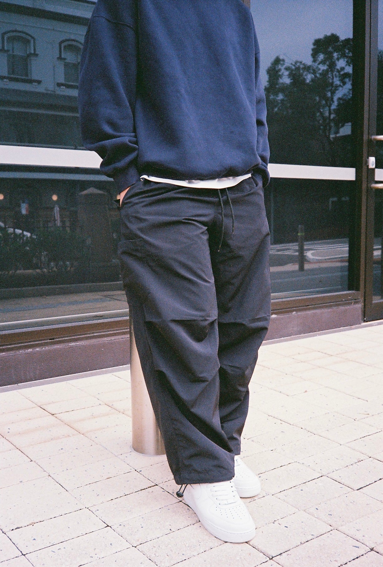 ITALIC BOXY SWEATER - NAVY