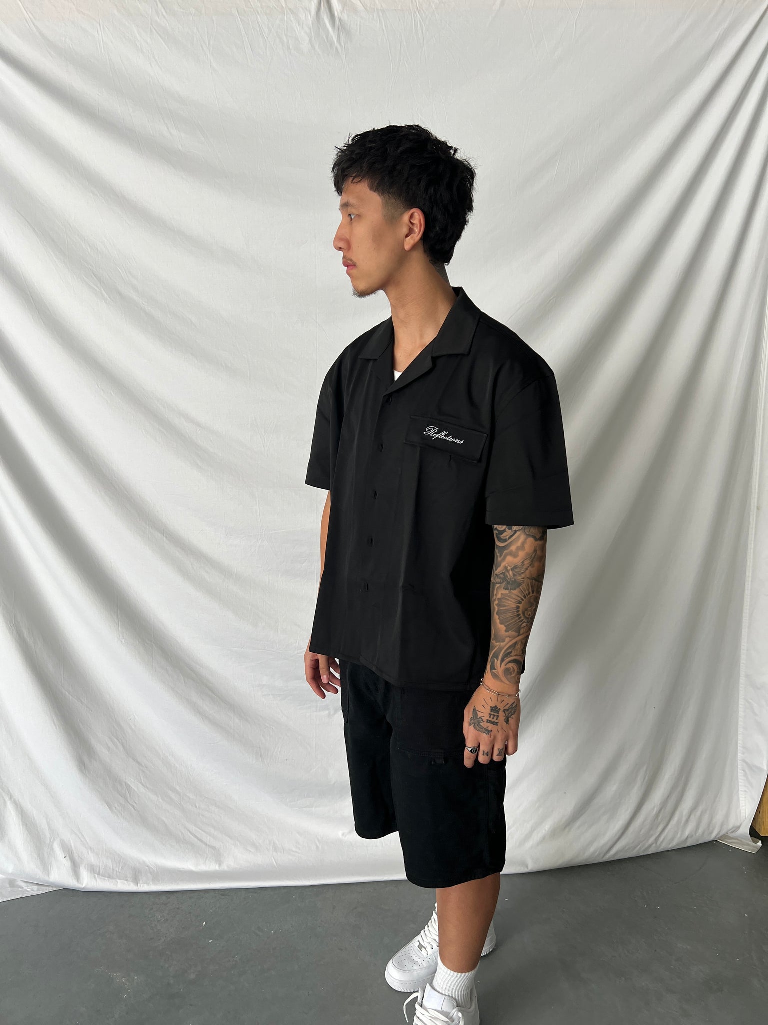 CURSIVE SHORT SLEEVE SHIRT - NOIR BLACK